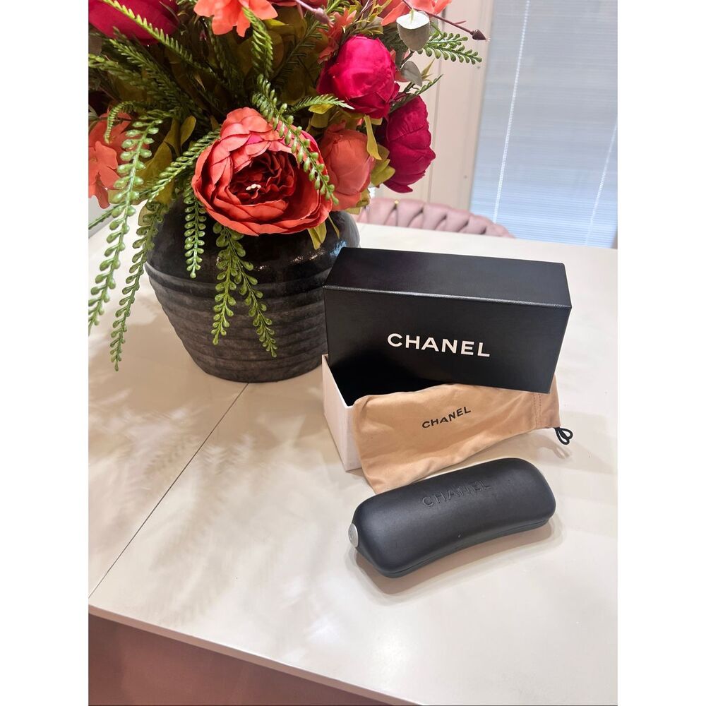 Chanel Eyeglasses Sunglasses Clam Shell Hard Case Black With Box & Dustbag